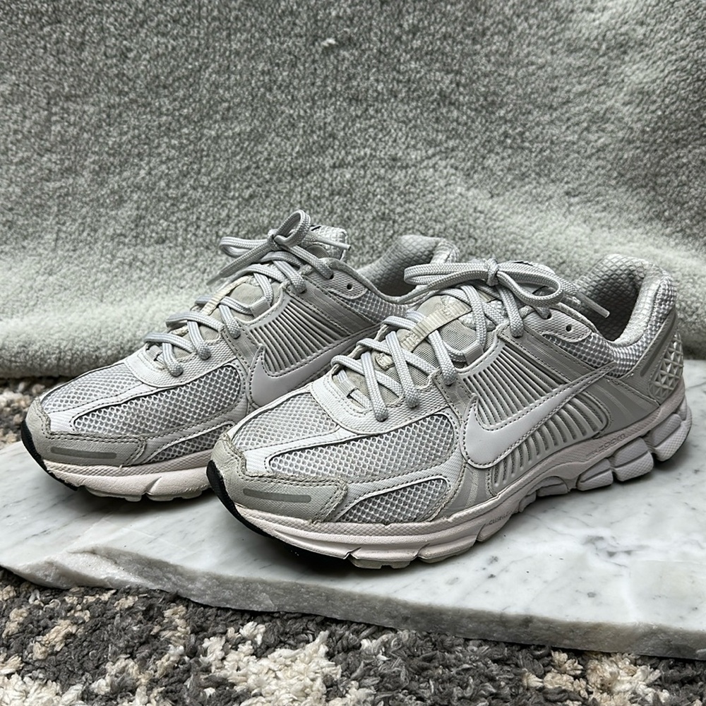 Nike Zoom Vomero 5 - US Men’s 8.5